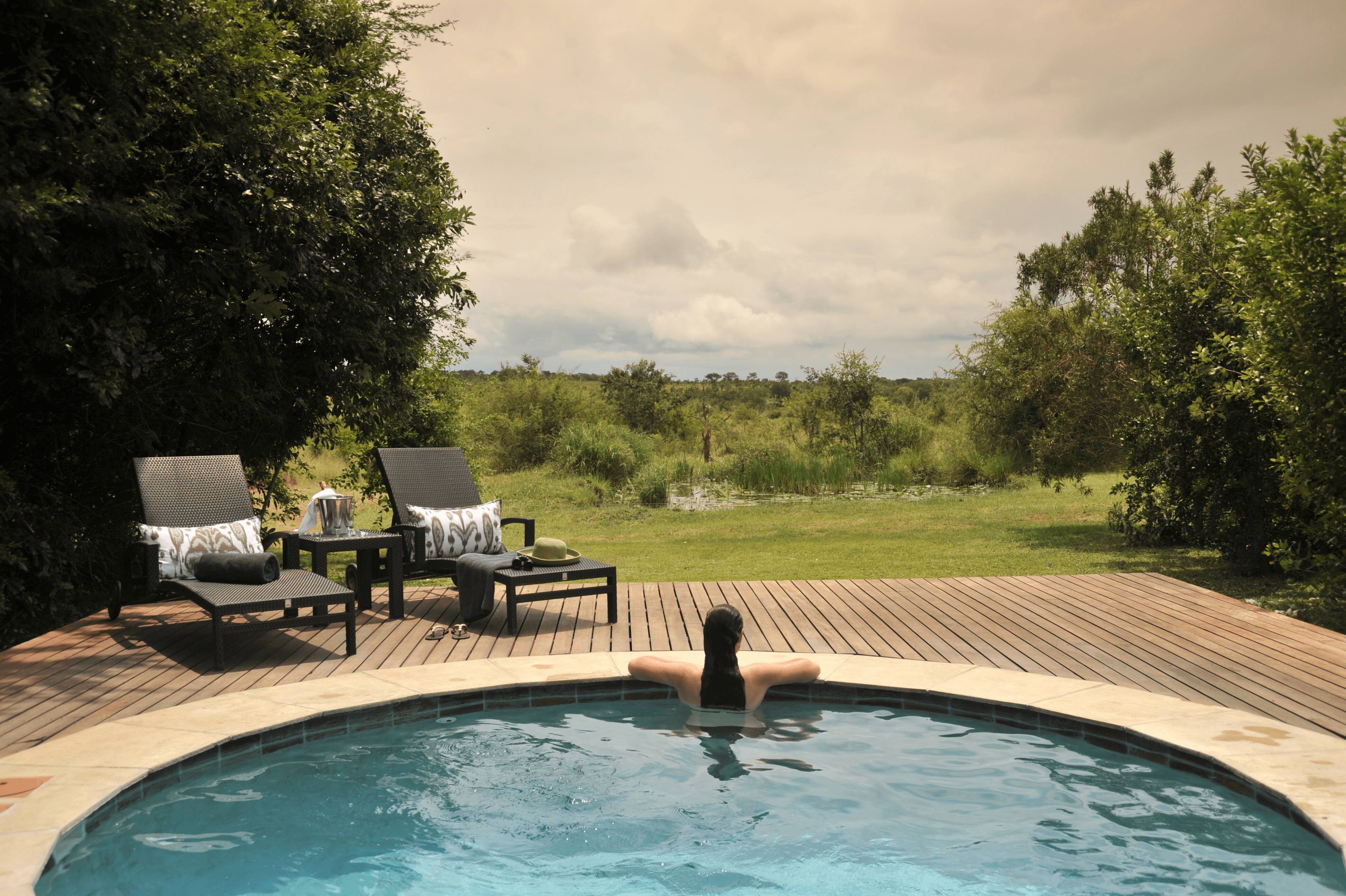 Luxury lodge pool and deck area